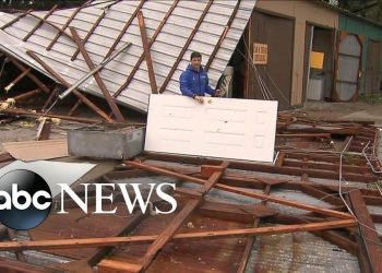 Nurses bravely volunteer to stay with patients amid Hurricane Laura l GMA